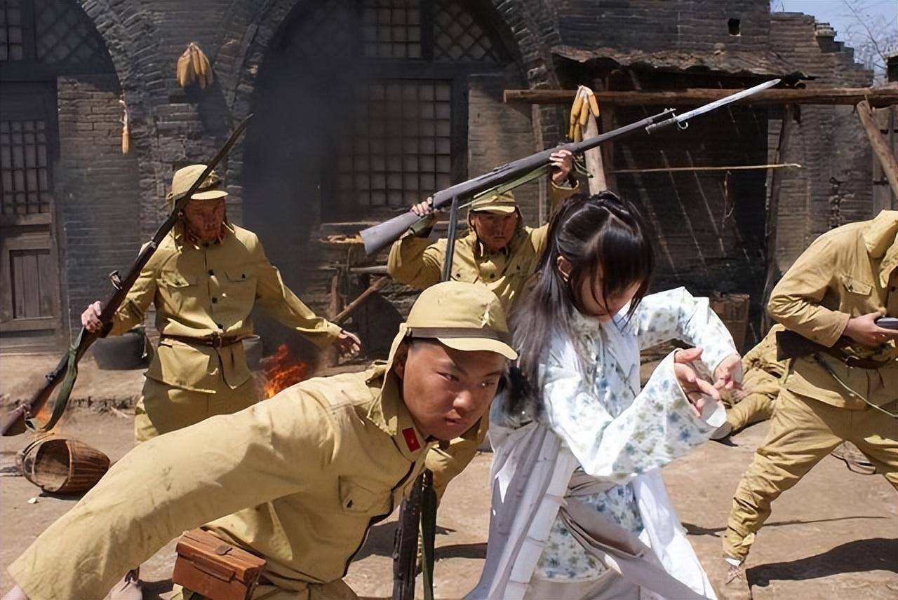 fc游戏 打鬼子_鬼子打人游戏_打鬼子的游戏单机