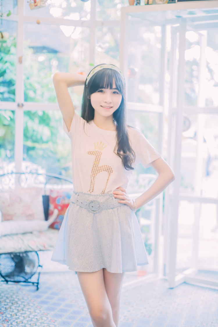 掀美女裙子小游戏_掀美女裙子游戏小说全集_掀美女裙子游戏小说