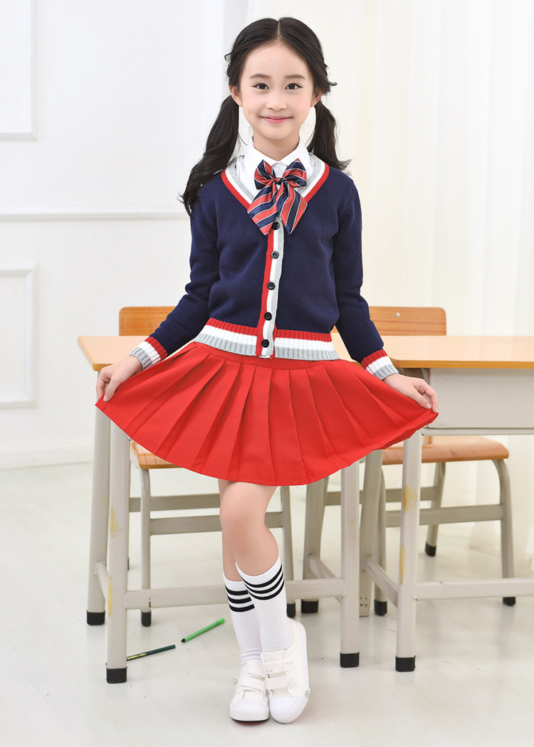 校服短裙子日本动漫_日本校服裙子长度奥秘_日本校服裙子最短