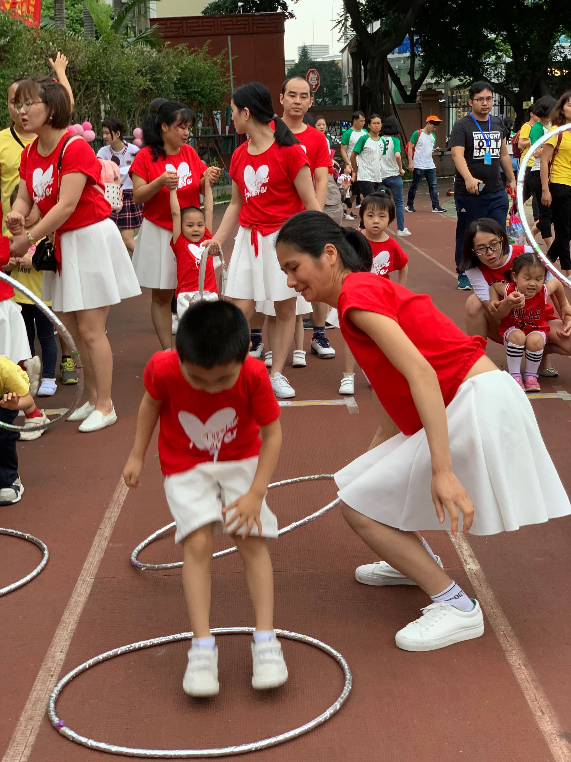 亲子集体游戏大全_亲子游戏集体游戏_亲子大全集体游戏有哪些
