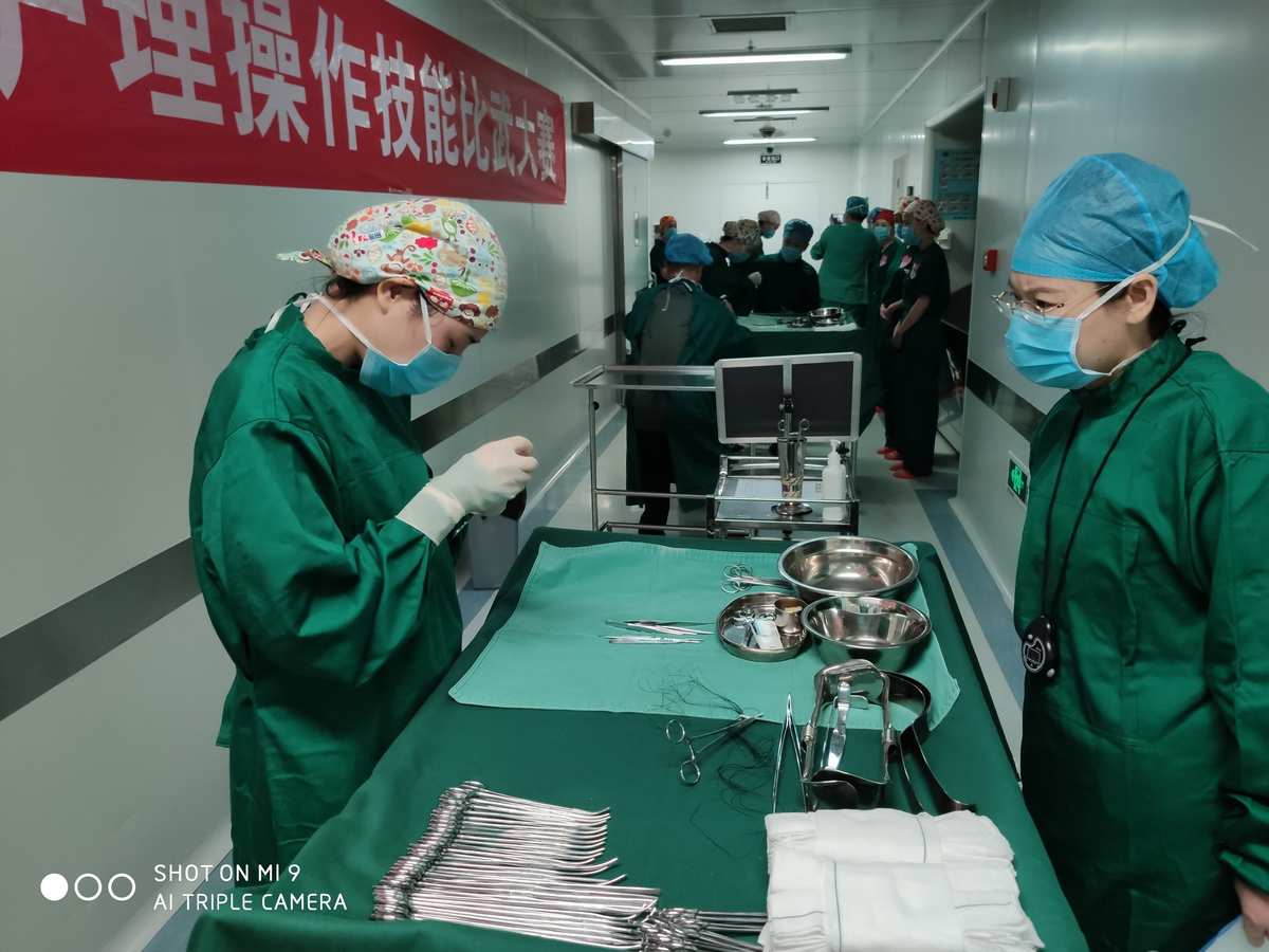 剖腹产手术小游戏_剖腹产手术游戏_手术剖腹产游戏视频