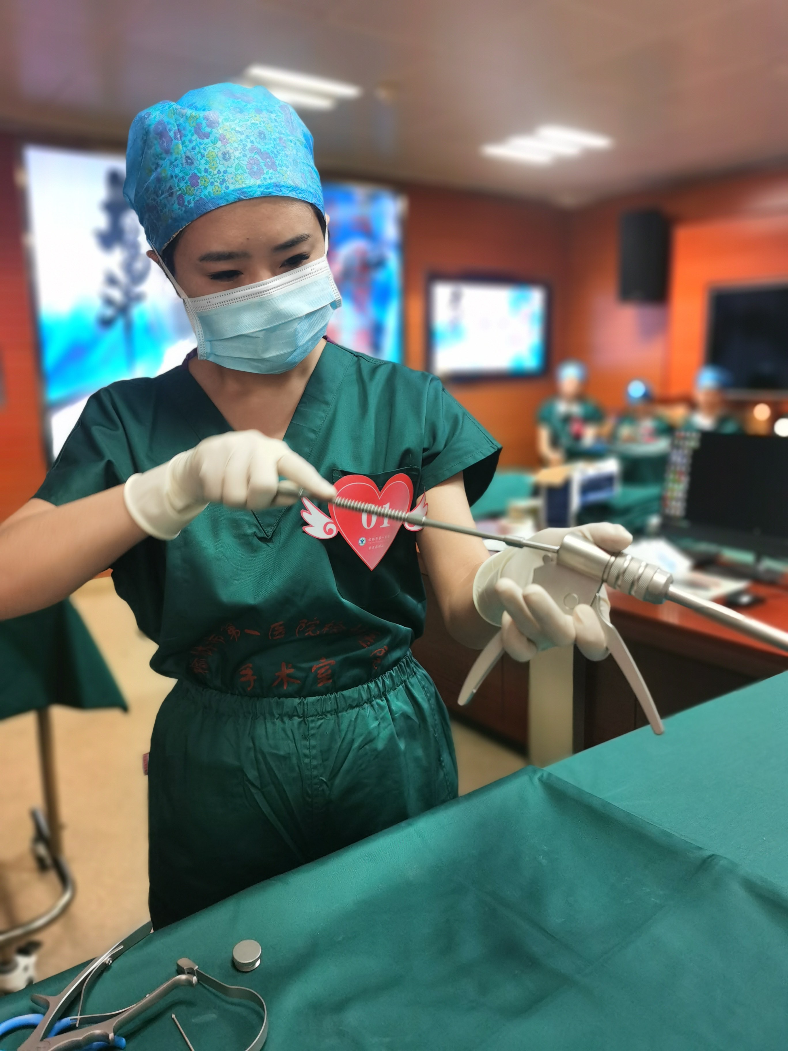 手术剖腹产游戏视频_剖腹产手术小游戏_剖腹产手术游戏