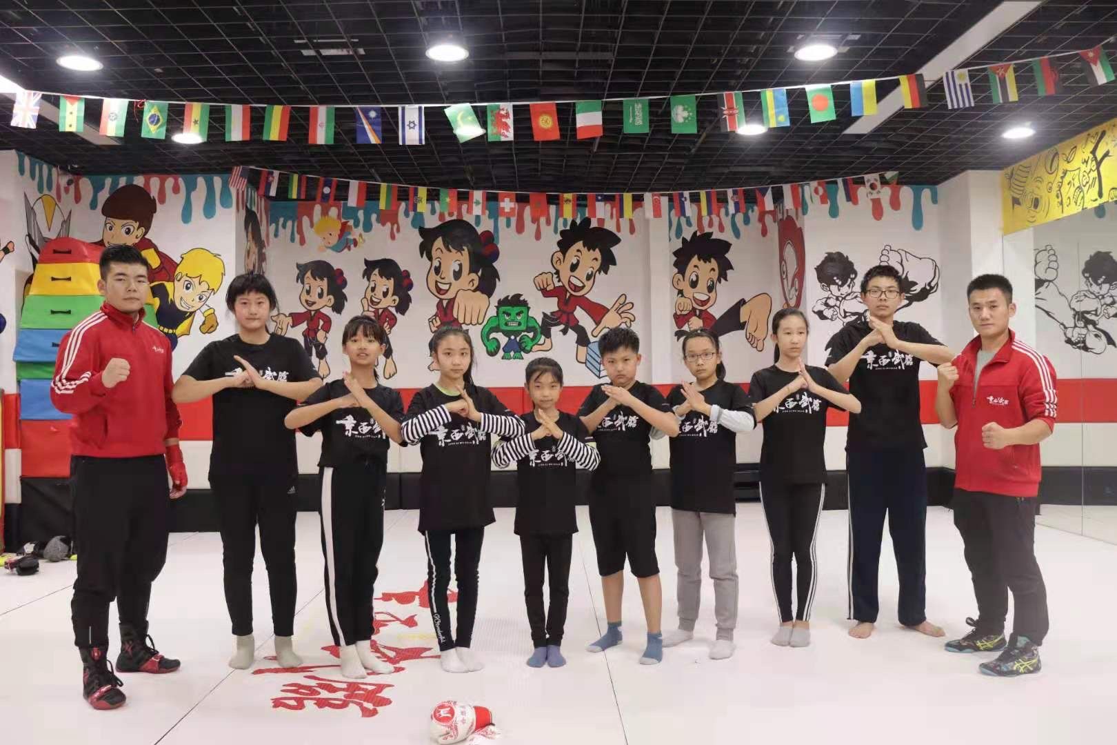 北京纪念品送给国外朋友_和国外朋友连游戏_适合朋友聚会玩的游戏
