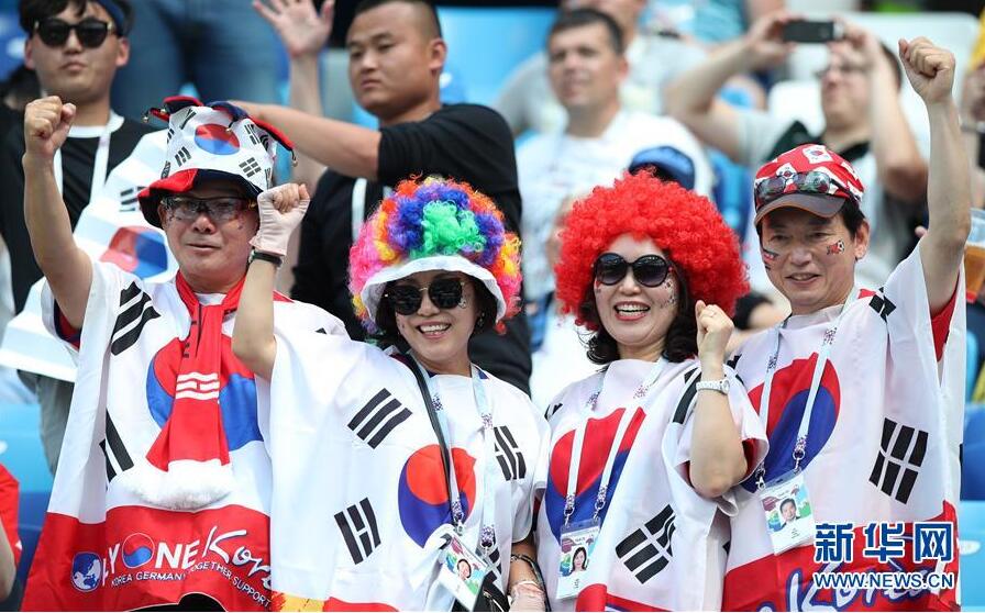 韩国球迷吐槽_韩国球迷吐槽韩国0-3国足_韩国美女球迷