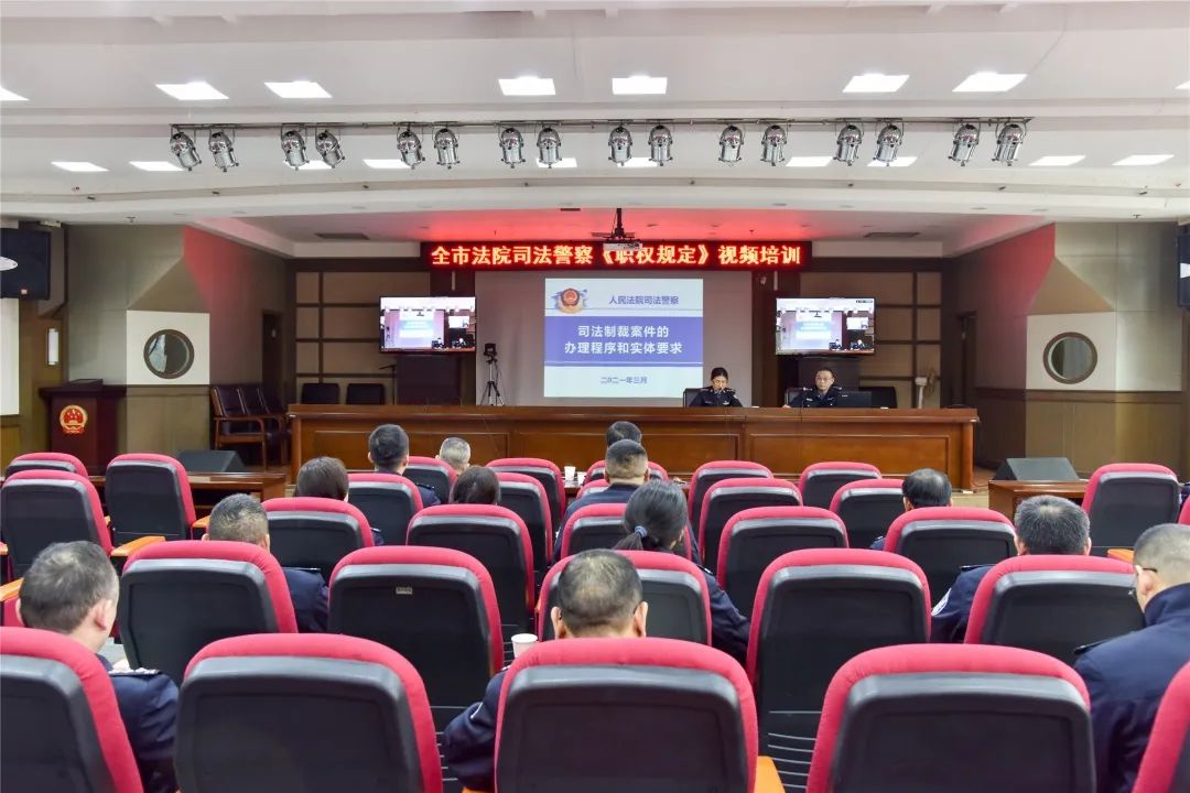 警察是公务员还是事业编_警察是公务员吗_这就是警察2
