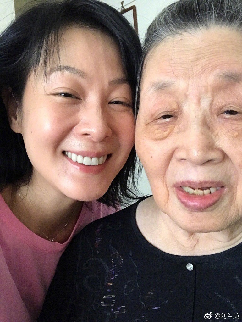 校园保卫战：可爱小鬼领导的恐怖奶奶2