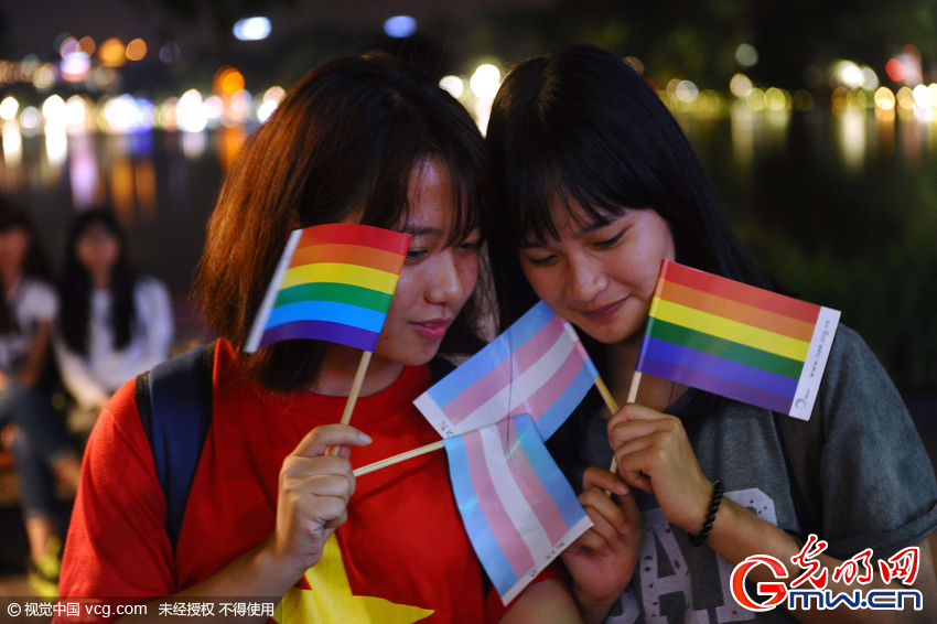 gayh视频网站_小蓝和小黄视频_小蓝视频gay