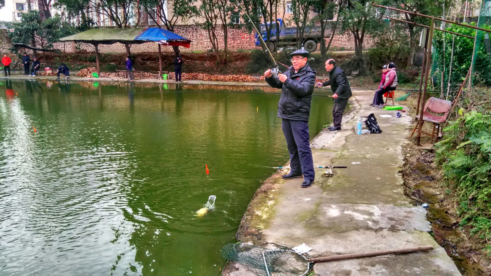 钓鱼世界收杆教程_钓鱼世界2_我的世界钓鱼怎么收杆
