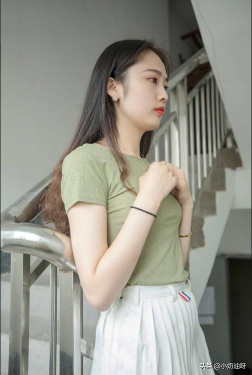 日批美女_脱美女衣服日批视频_美女都想干批吗