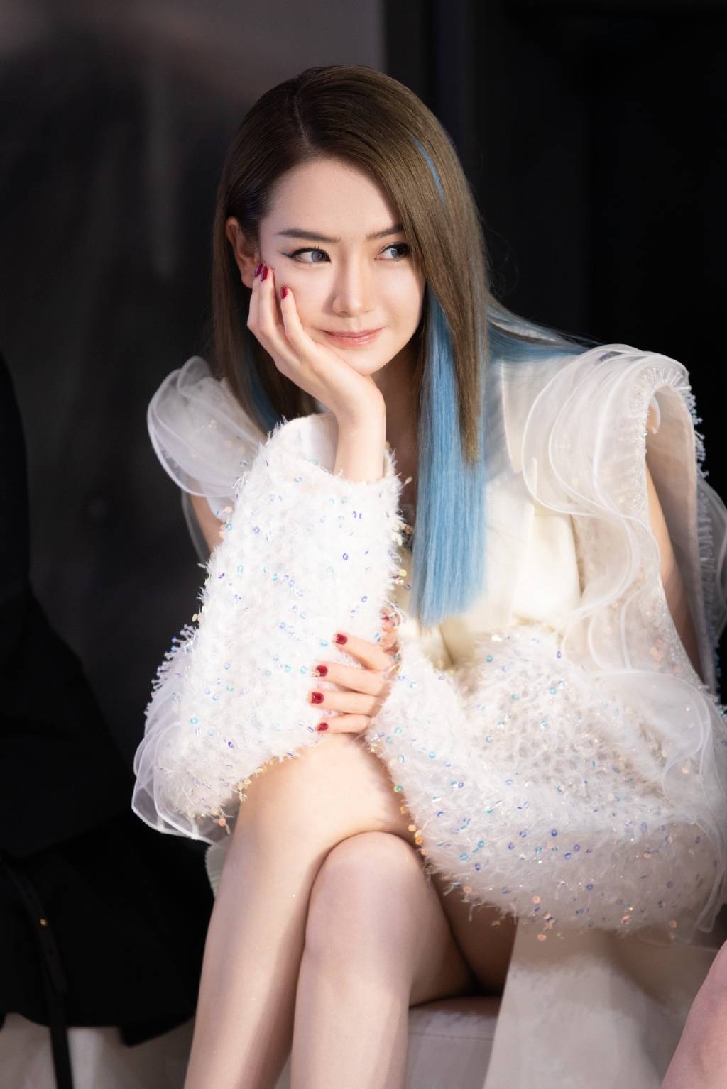 克拉丽莎_克拉丽莎斯特罗兹的肖像_克拉丽莎英文