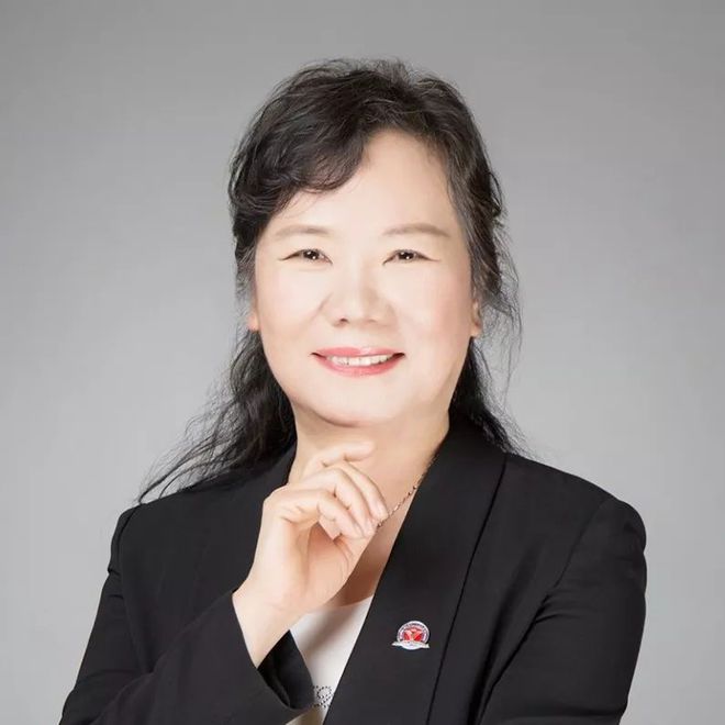 新巨人_巨人新娘的花嫁类似的动漫_巨人新娘免费漫画全集免费