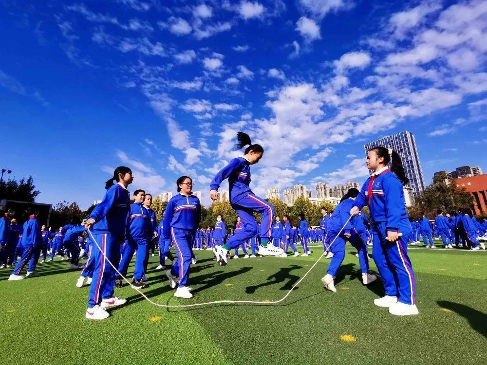 都市激情校园春色_都市激情校园春色_都市激情校园春色
