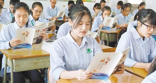 中国人生游戏1.1.0_中国式人生下载_中国人生攻略