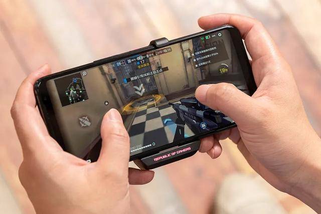 rog3游戏手机拆机视频_拆解rog游戏手机_rog手机怎么拆手机壳