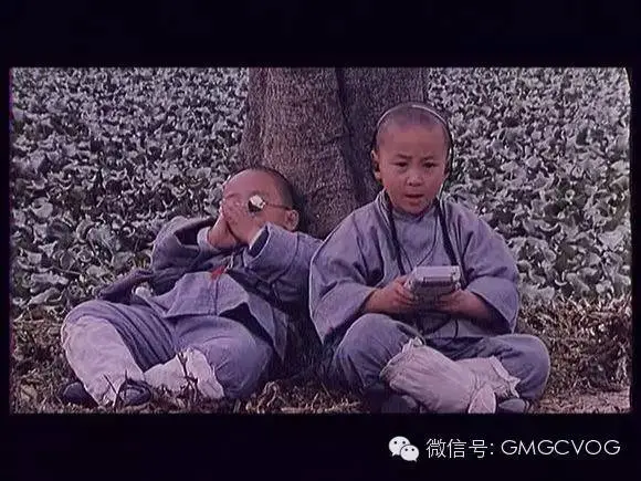 视频玩儿子手机游戏的软件_视频玩儿子手机游戏_3岁儿子玩手机游戏视频