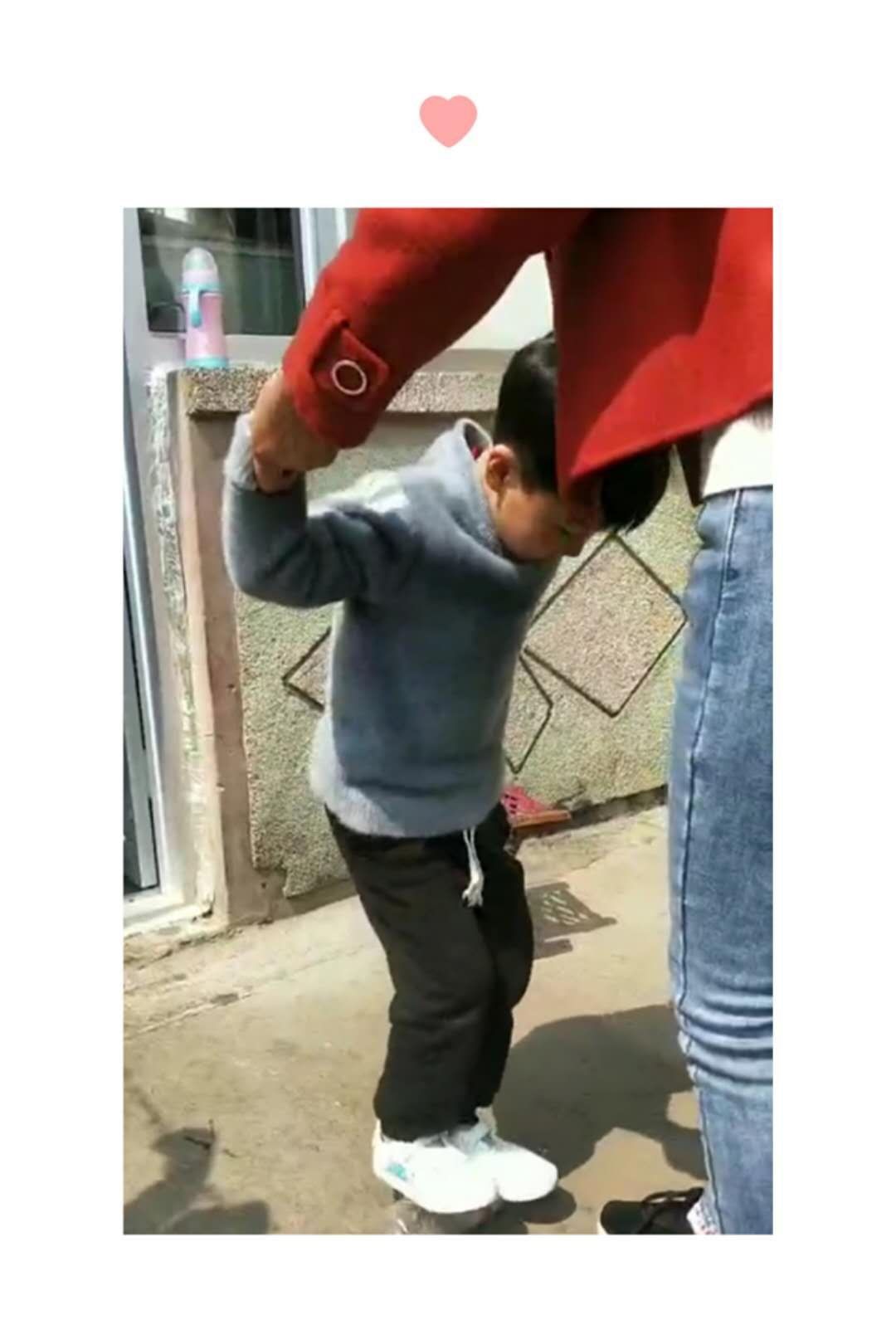踩瓶子最快方法_踩瓶子手机游戏_砸瓶子游戏