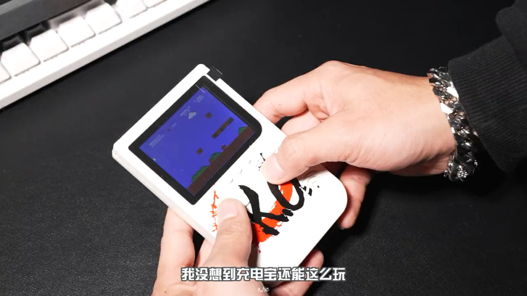 手机充电小游戏_充电玩手机游戏_给手机充电游戏