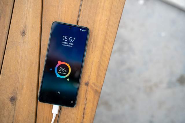 打游戏选择哪款5g手机_游戏手机5g_5g手机打游戏选哪个