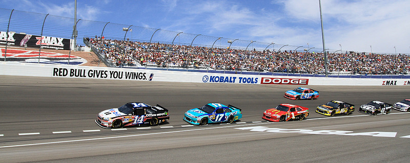 方程式赛车游戏手机版_高智能方程式赛车游戏手机_方程式赛车的游戏