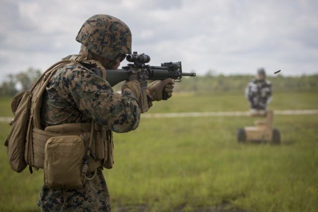 十大射击手机单机游戏排行榜_游戏射击单机类手机有哪些_单机类射击游戏手机游戏