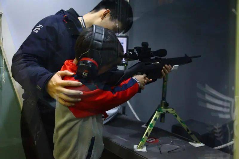 射击软件下载_不用手机的射击游戏软件_射击软件手机游戏用什么登录