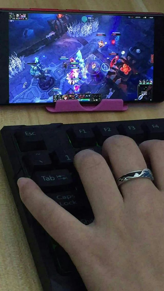 电脑版游戏在手机上能玩吗_电脑游戏手机可以玩_电脑玩的游戏手机也能玩