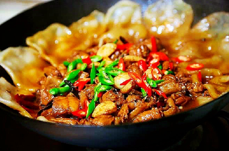 菜鸡手机怎么玩端游游戏-手机端游，菜鸡玩家，痛苦折磨