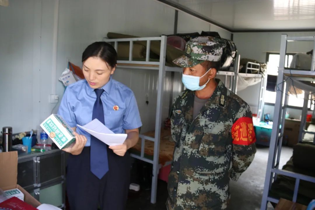 边境检查官解说_边境检察官游戏解说手机版_边境检察官小游戏