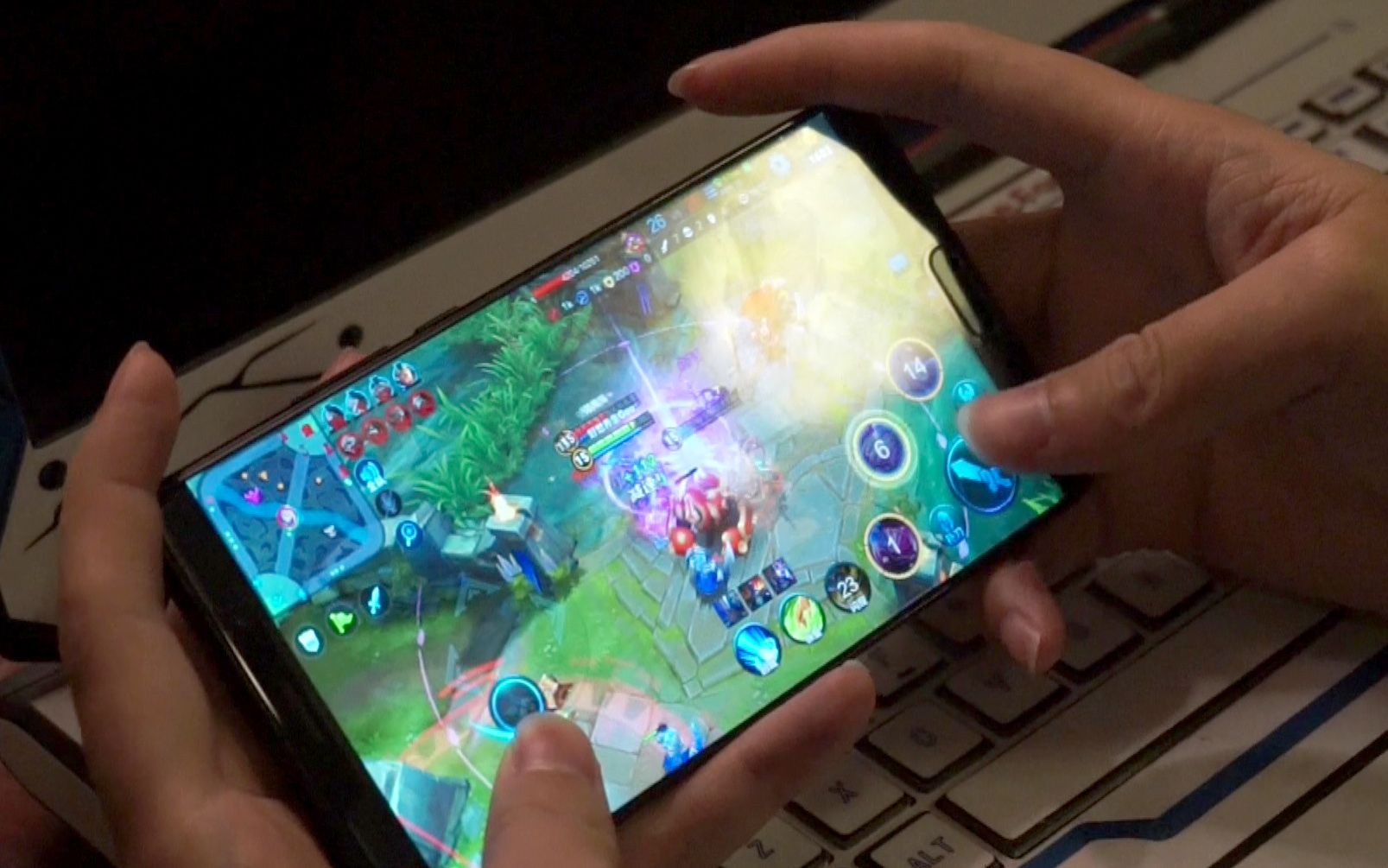 华为电视游戏模式在哪打开_电视游戏软件推荐华为手机_华为电视有什么游戏