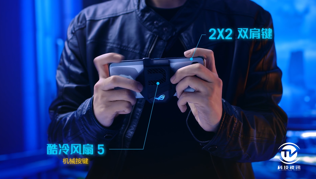 怎么录视频手机游戏_rog游戏手机 视频_rog游戏手机3玩吃鸡视频