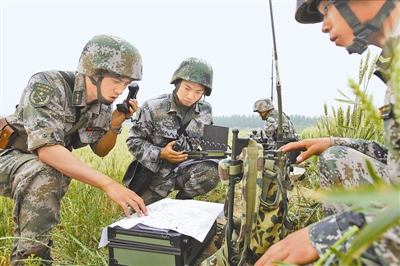 操控大群士兵的手机游戏_可以操控士兵的手游_操控一群士兵的游戏是什么类型