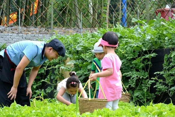 儿童室外游戏手机_适合孩子玩的游戏室外_室外小孩游戏