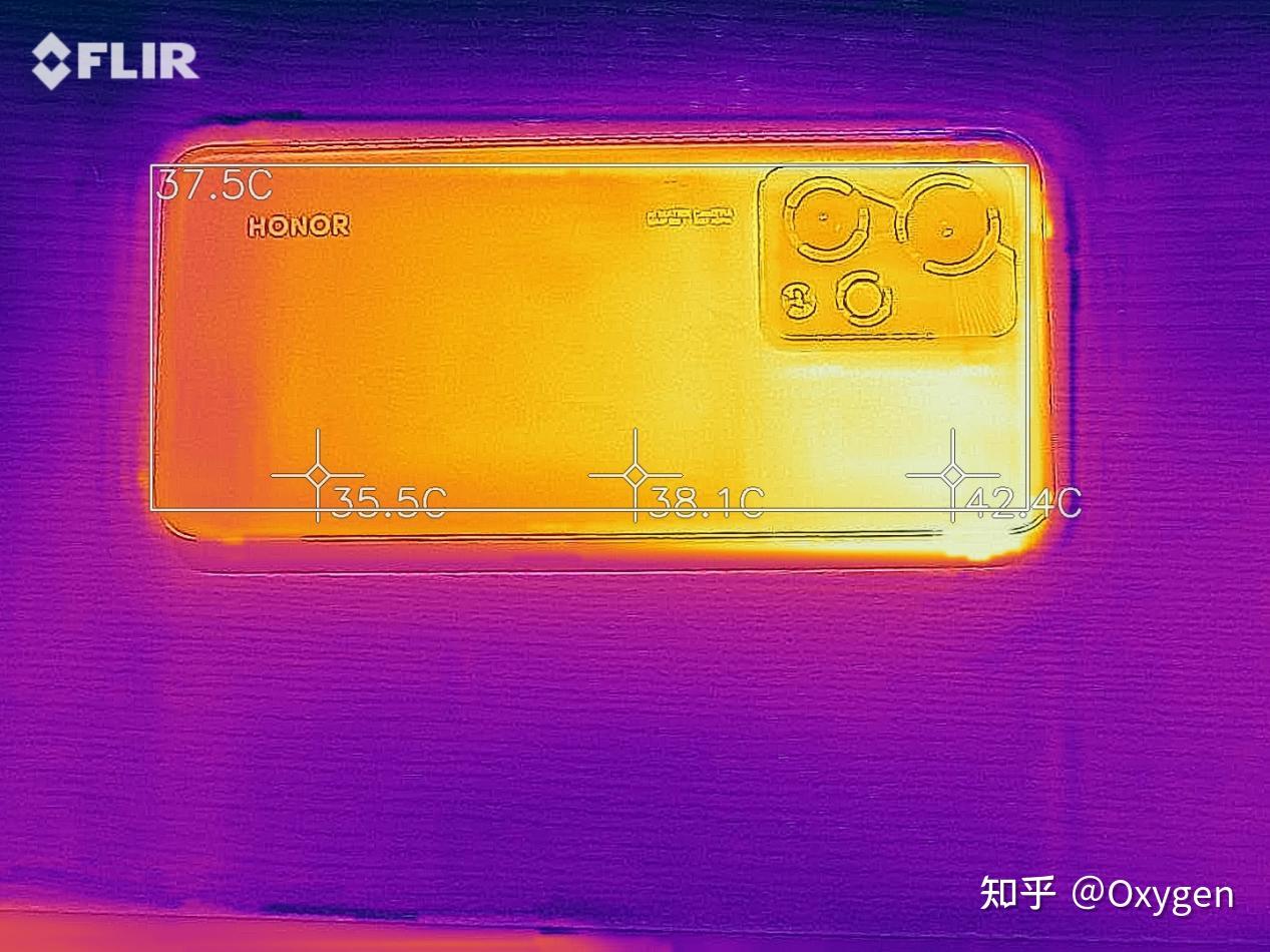 手机发烫打游戏就卡_打游戏手机发烫很卡顿_手机烫打游戏很卡