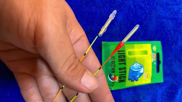 手杆看漂钓鱼的游戏_钓鱼看漂单机游戏_钓鱼看漂手机游戏怎么玩