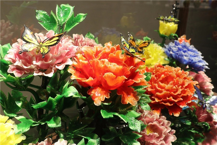 花琉璃轶闻免费_琉璃花轶闻电视剧免费观看_琉璃花轶闻演员表