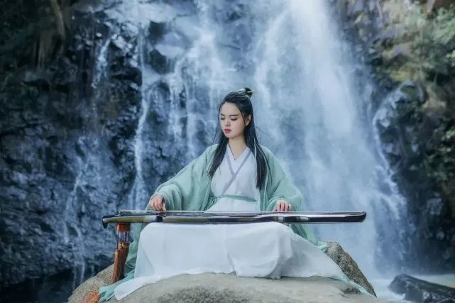 古琴弹奏游戏_古琴弹手机游戏怎么玩_弹古琴手机游戏