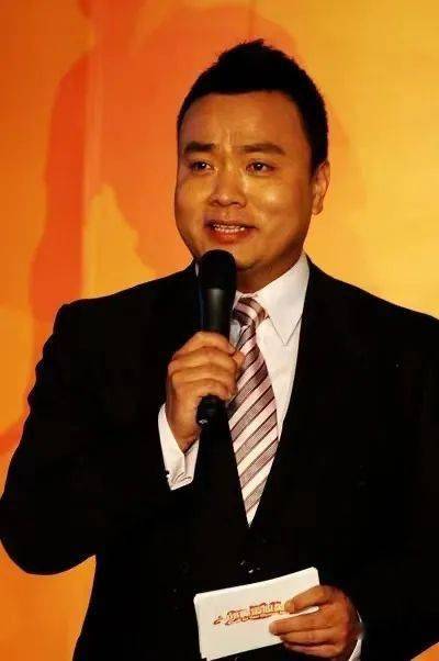 麻衣樱岛头像_樱岛麻衣怎么活的_樱岛麻衣