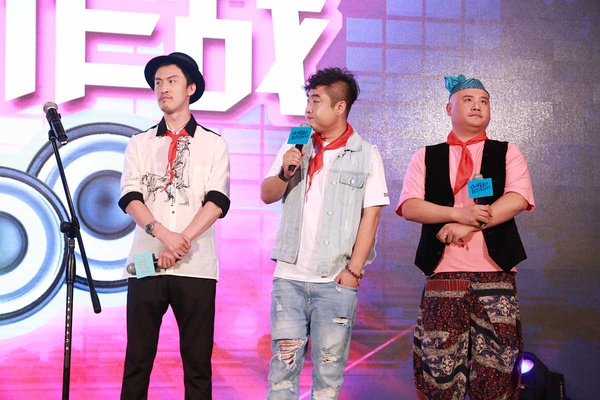 大哥大电影演员表_我是大哥大电影版_大哥大电影里面的歌曲