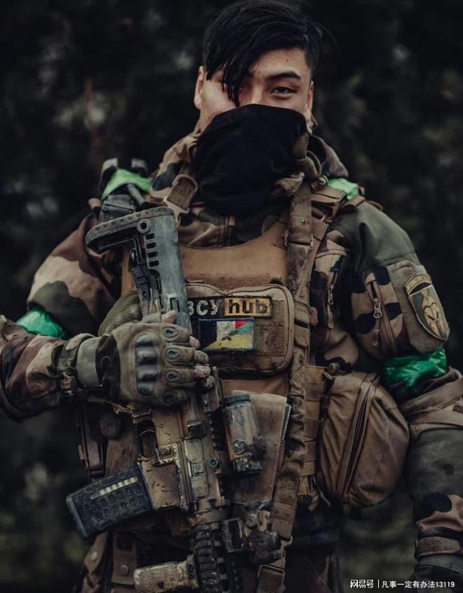 好玩的军事游戏手机_大型军队手机游戏_军人游戏手机