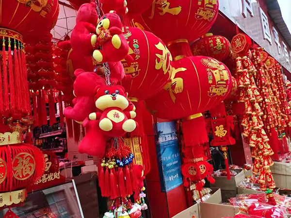 中国春节_春节中国传统节日英语怎么写_春节中国传统节日
