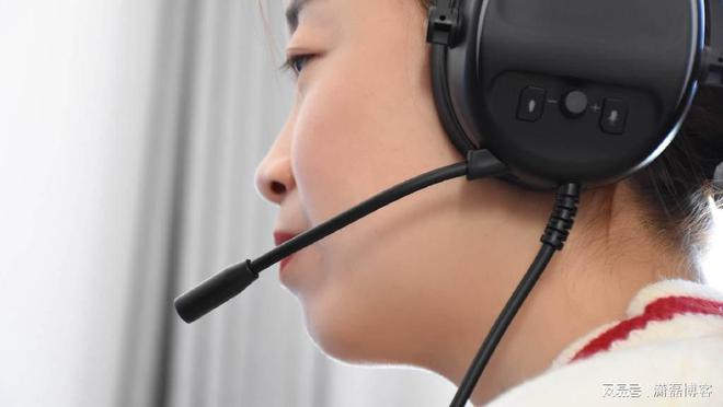 hifi耳机玩游戏怎么样_hifi耳机打游戏_HDC手机游戏耳机