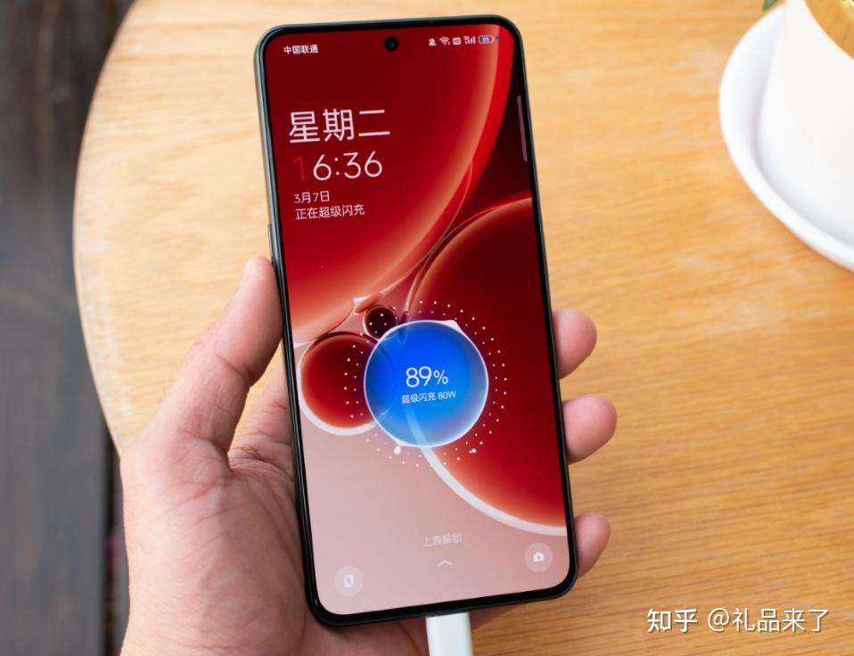 专门买个手机玩游戏_打游戏要买哪台手机好用_买一个专门打游戏的手机