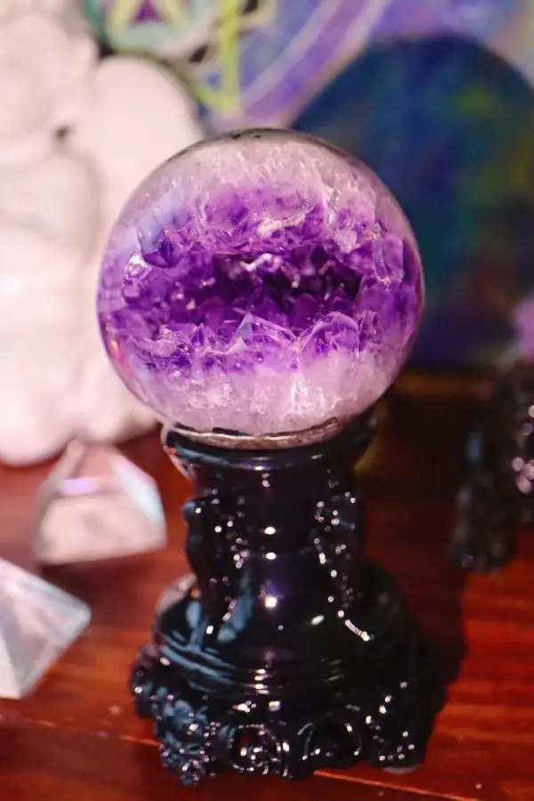 黑水晶_水晶黑花岗岩_水晶黑曜石的功效与作用