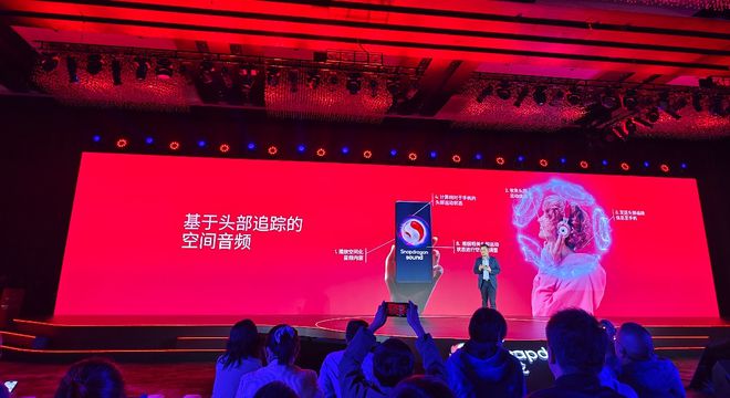 手机可以玩网游_上网能玩_不用电就能上网的游戏手机