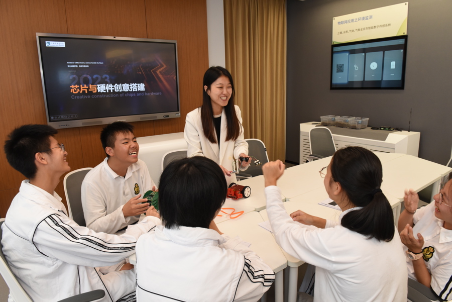 pnp手机游戏_手机游戏平台_手机游戏png