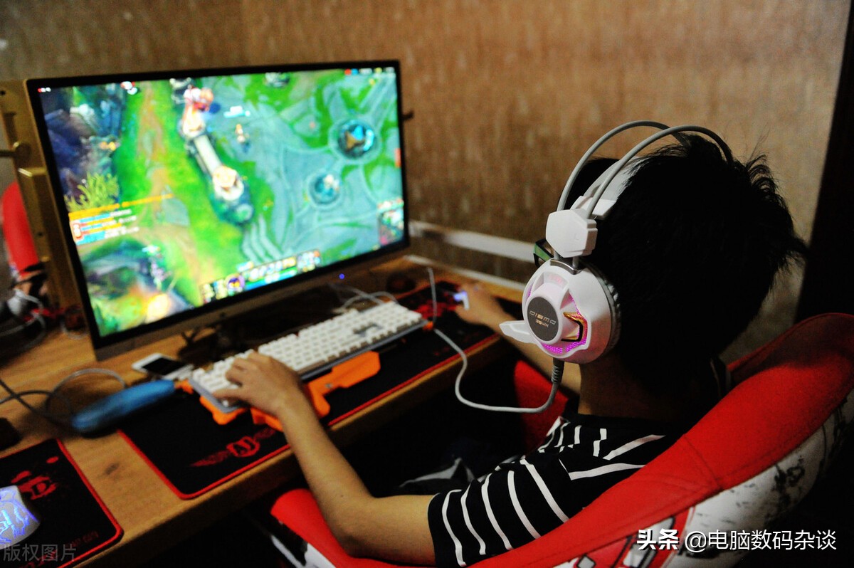 买玩电脑手机游戏会被监控吗_买玩电脑手机游戏会被发现吗_不会玩游戏如何买手机电脑