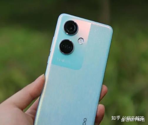 2千多玩游戏手机_不玩游戏的手机2000元_2千多打游戏手机