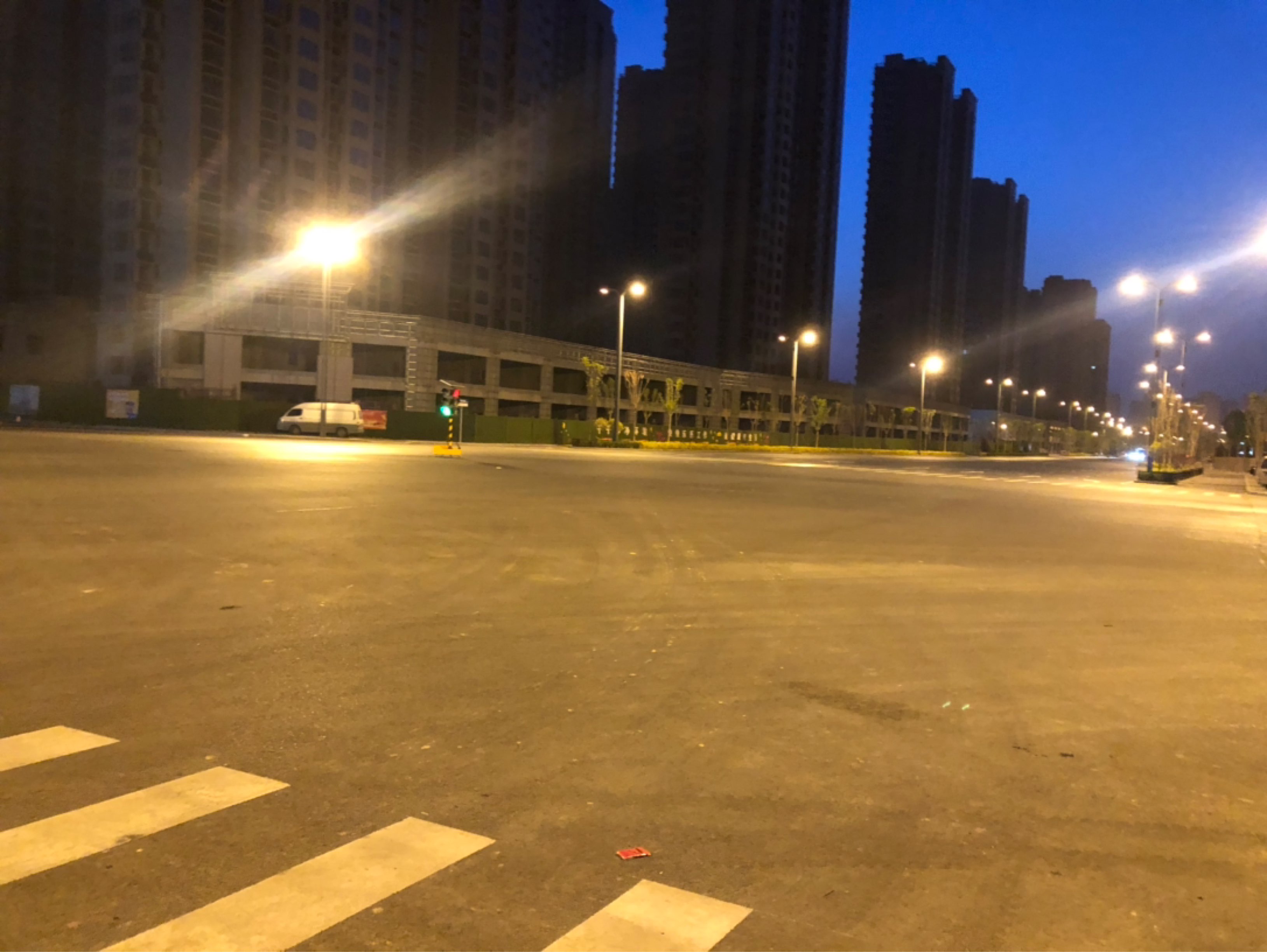 路上行人欲断魂_路上行人断魂的断魂的意思_断魂说明路上行人心中有着什么