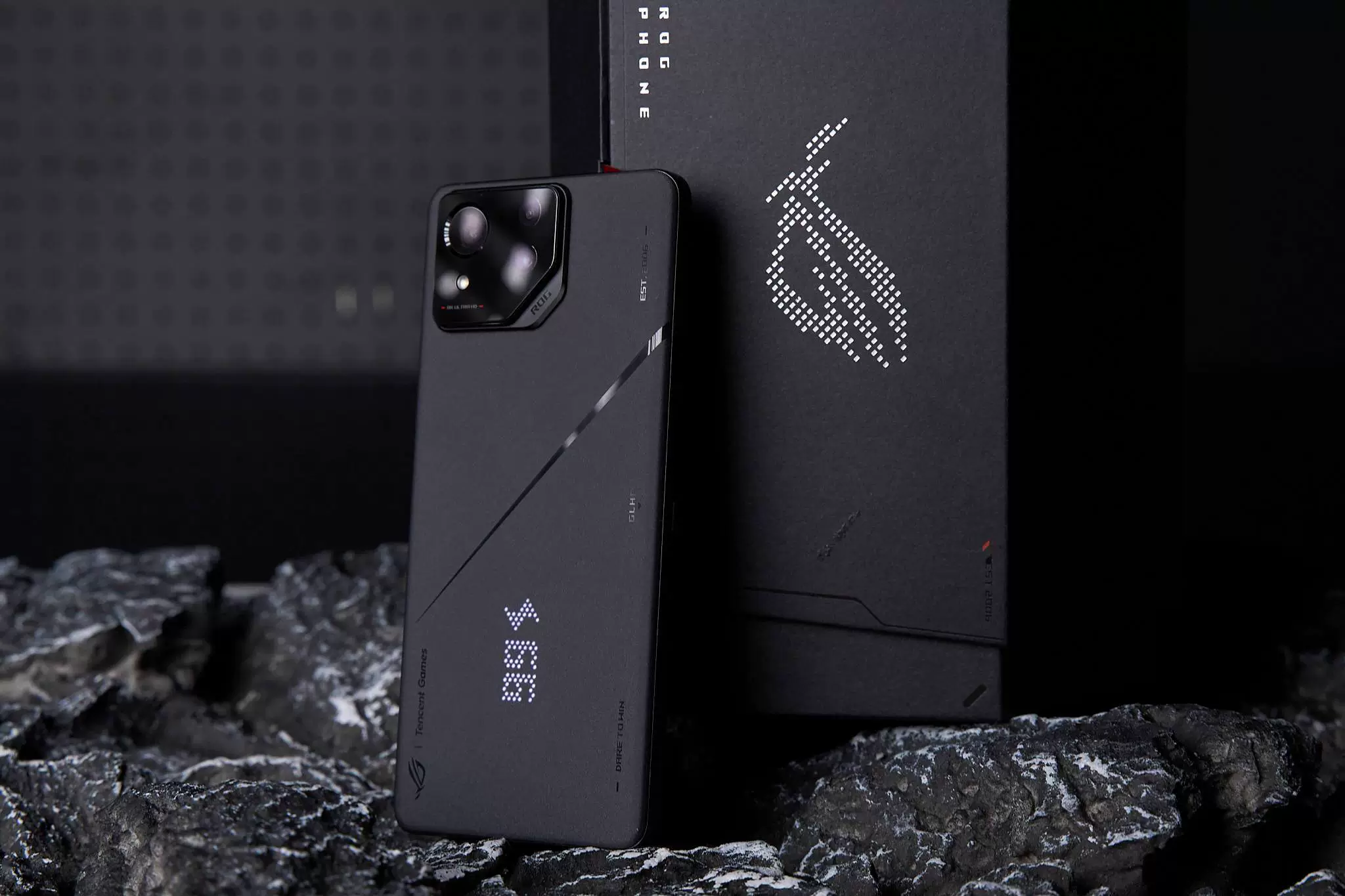 rog3游戏手机发布时间_rog游戏手机3发布会_rog3游戏手机价格