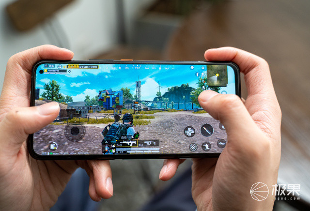 游戏射击大型手机游戏_大型手机游戏射击游戏_游戏射击大型手机推荐